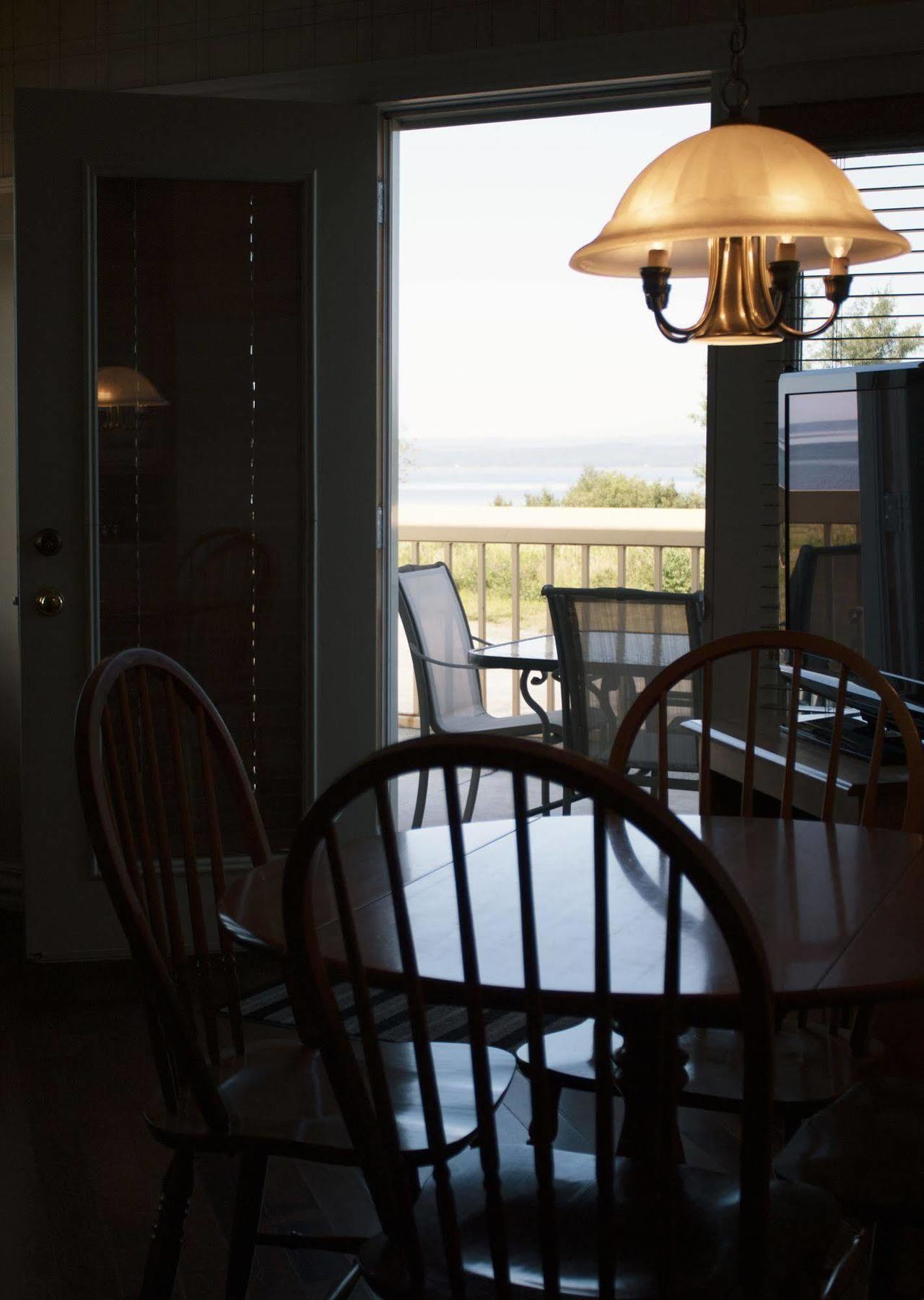 Hotel Le Voyageur Sept-Îles